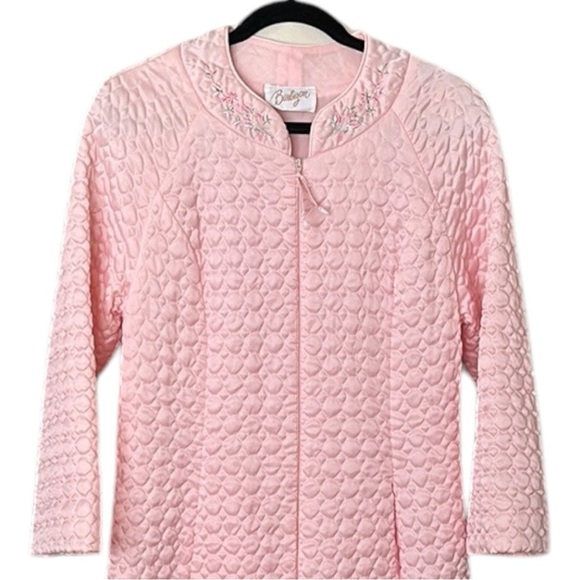 BARBIZON Vintage Quilted Pink Satin Long Robe Embroidered Zip Front Girly - Picture 2 of 16